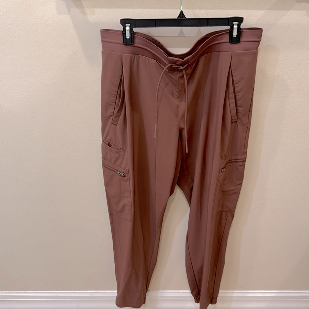 Athleta venture pants size 16